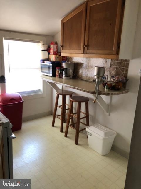 EASTON - Residential Income