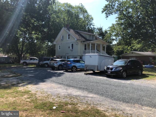 EASTON - Residential Income