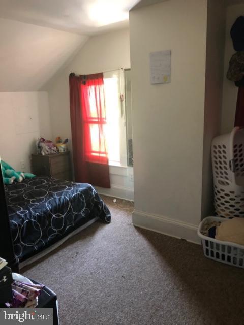 EASTON - Residential Income