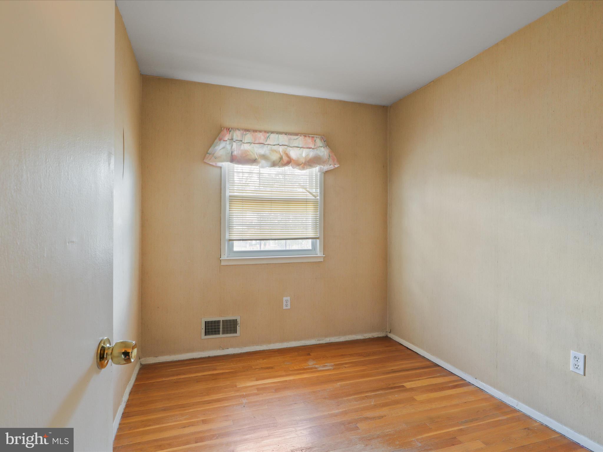 BIRCHDALE - Residential