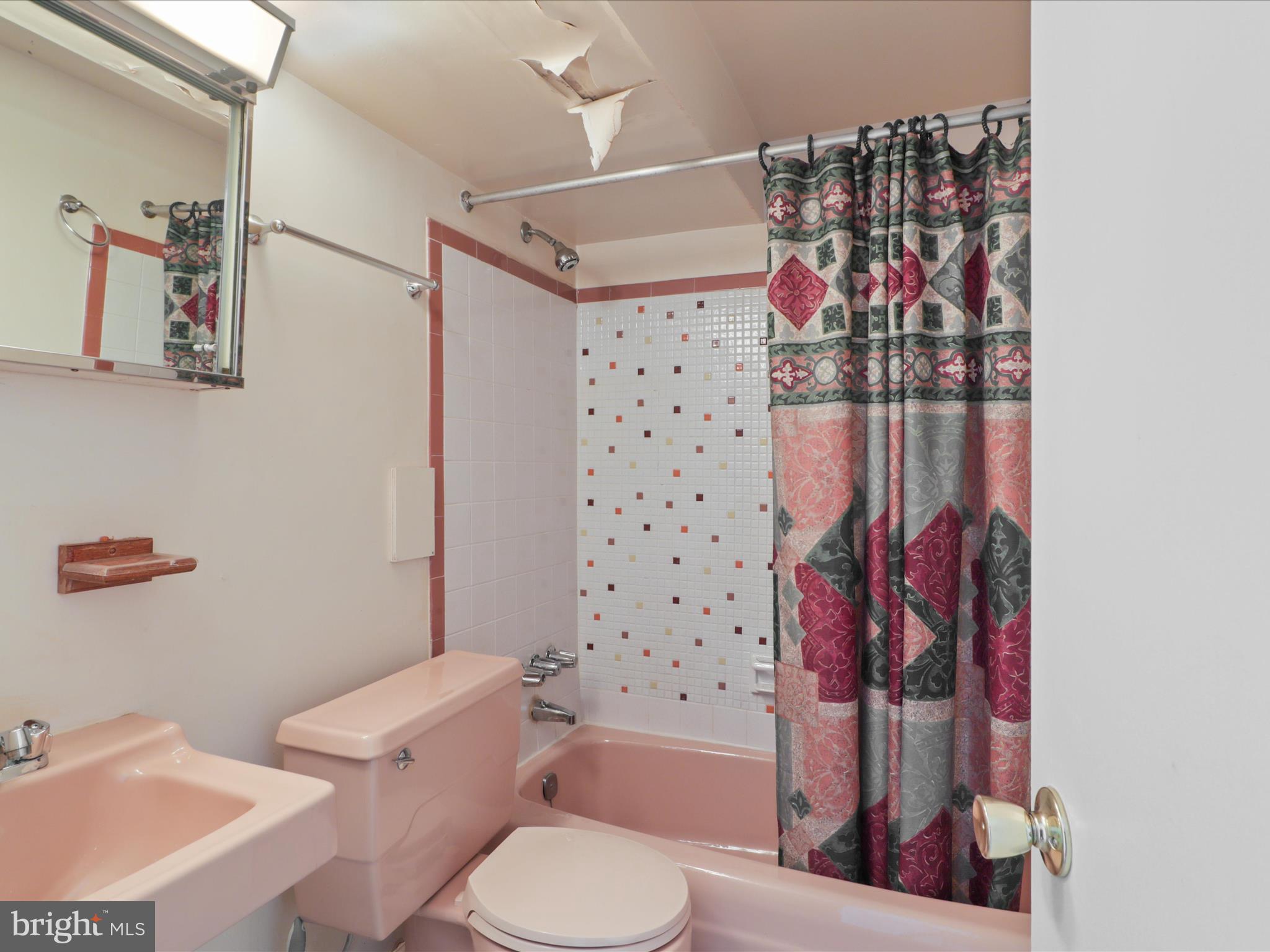 BIRCHDALE - Residential