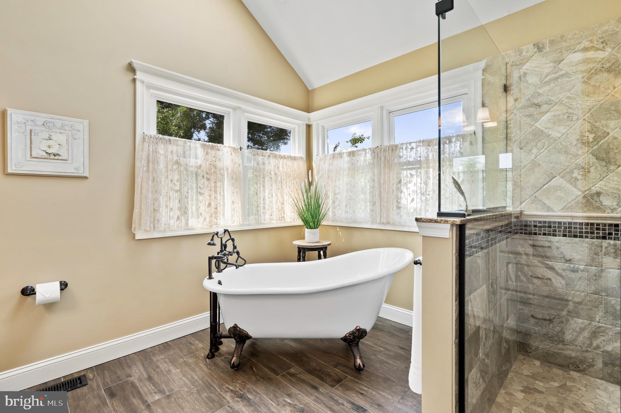 DOYLESTOWN LEA - Residential