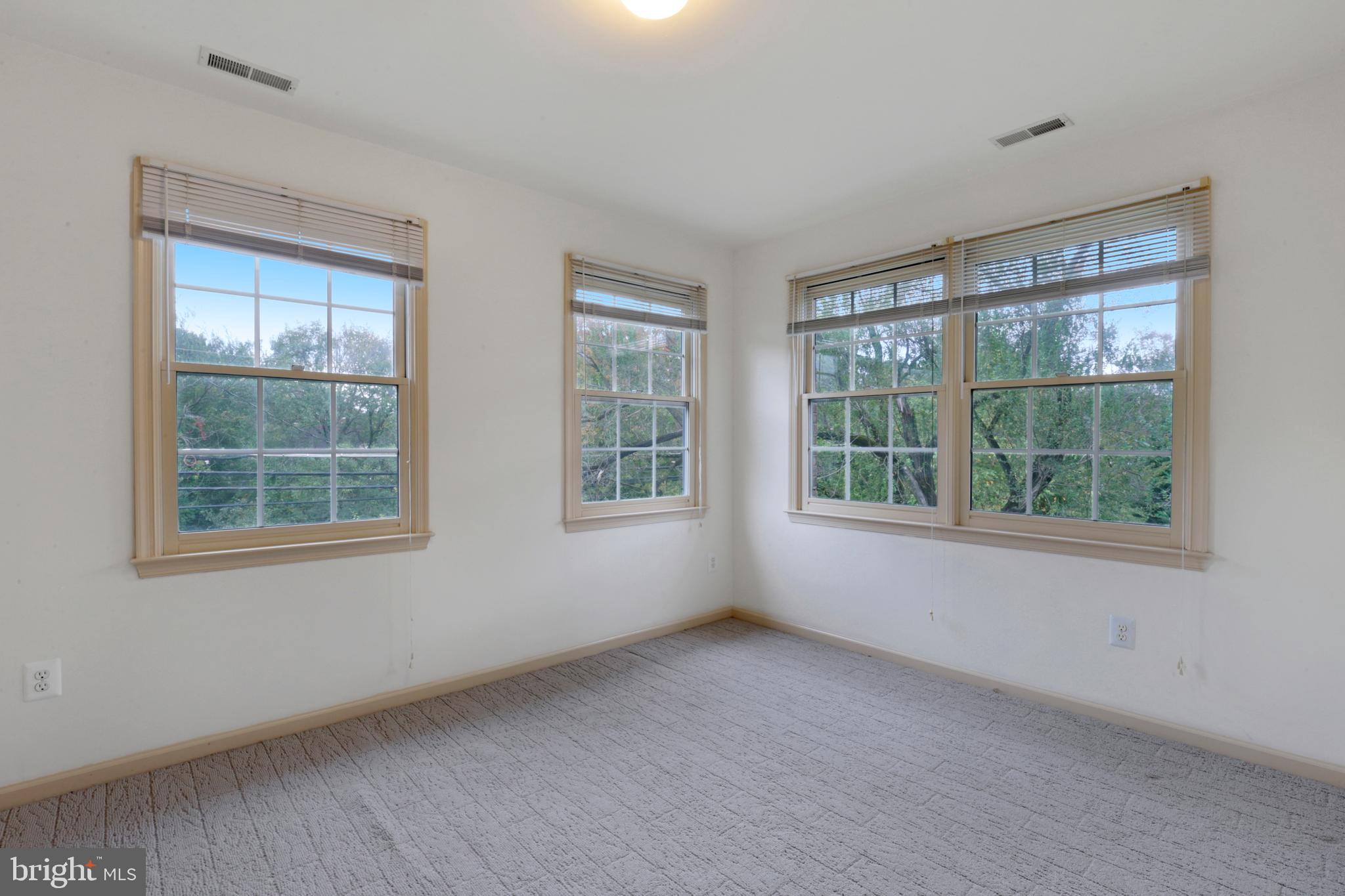 WEDDERBURN HEIGHTS - Residential Lease