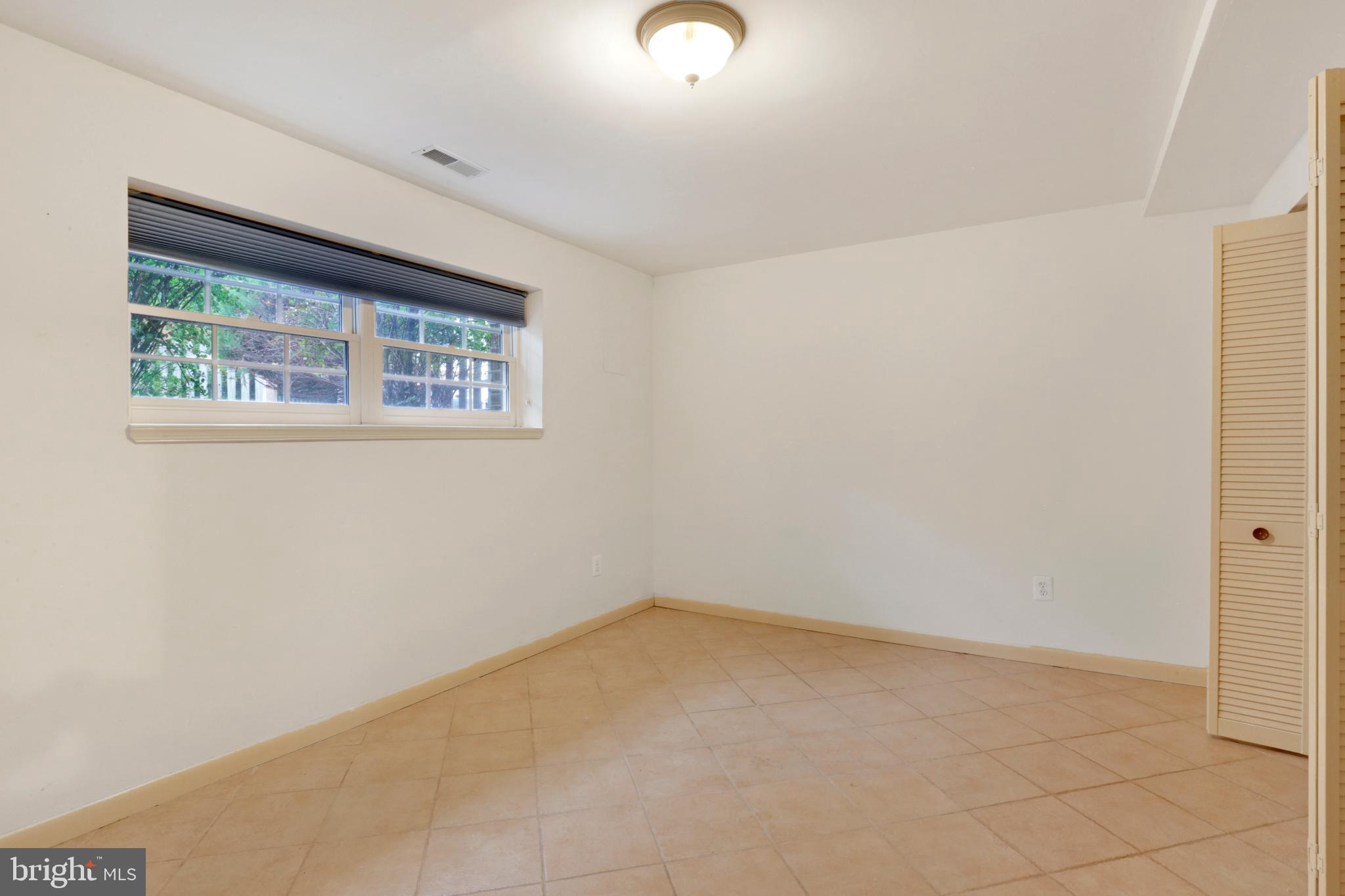 WEDDERBURN HEIGHTS - Residential Lease