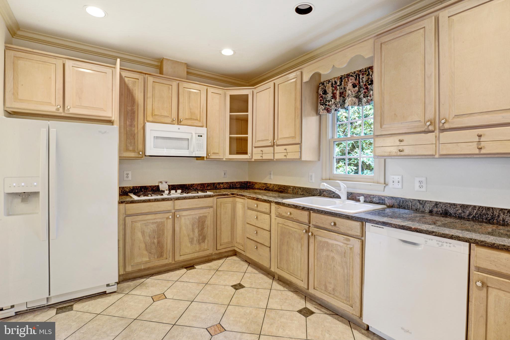 WEDDERBURN HEIGHTS - Residential Lease