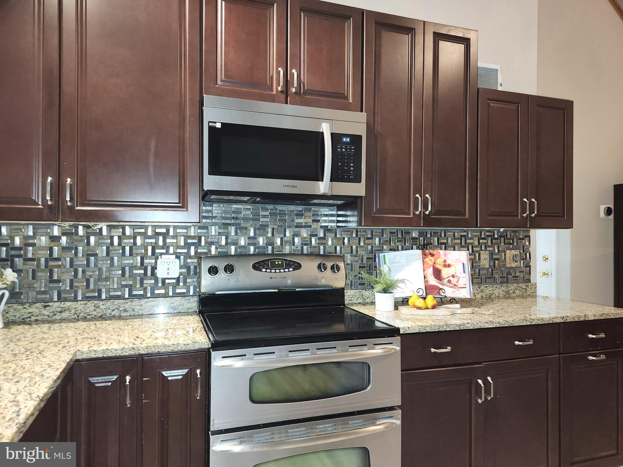 THE MEADOWS - Residential Lease