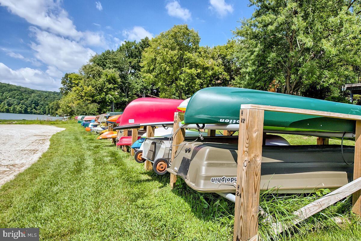 THE MEADOWS - Residential Lease