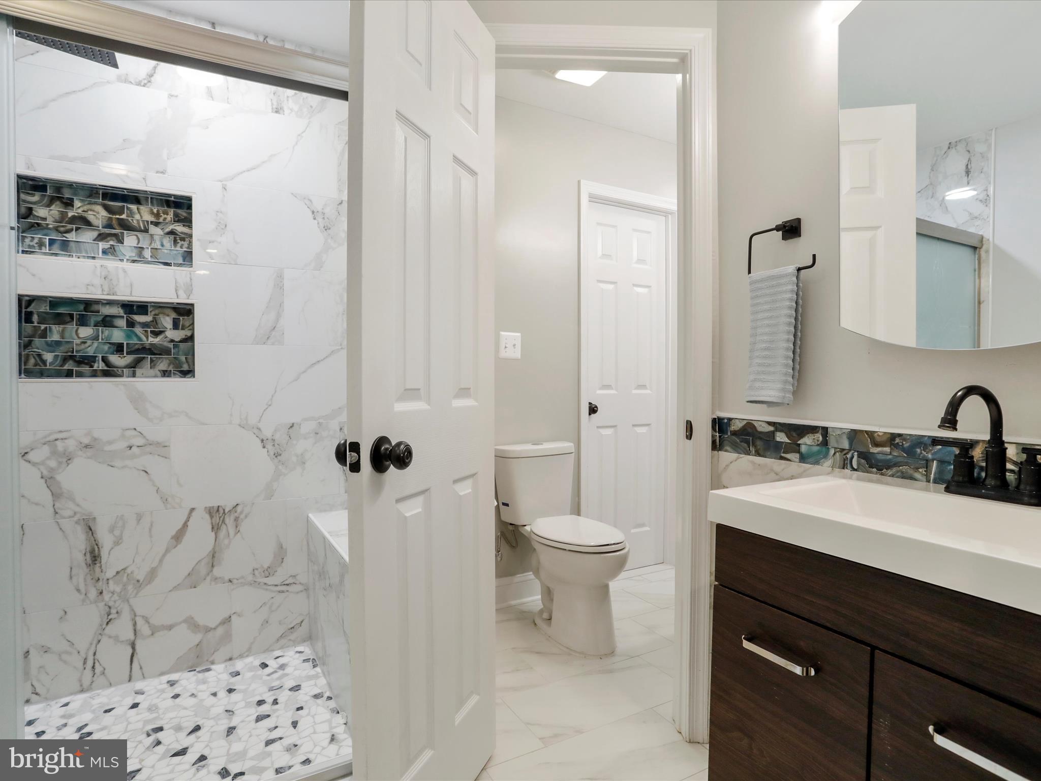 THE MEADOWS - Residential Lease