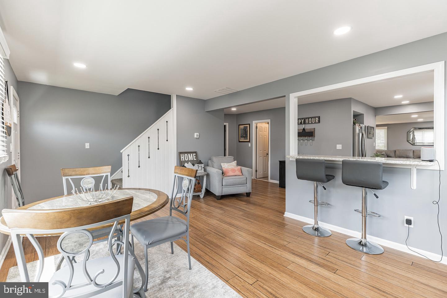 215 W GLOUCESTER PIKE