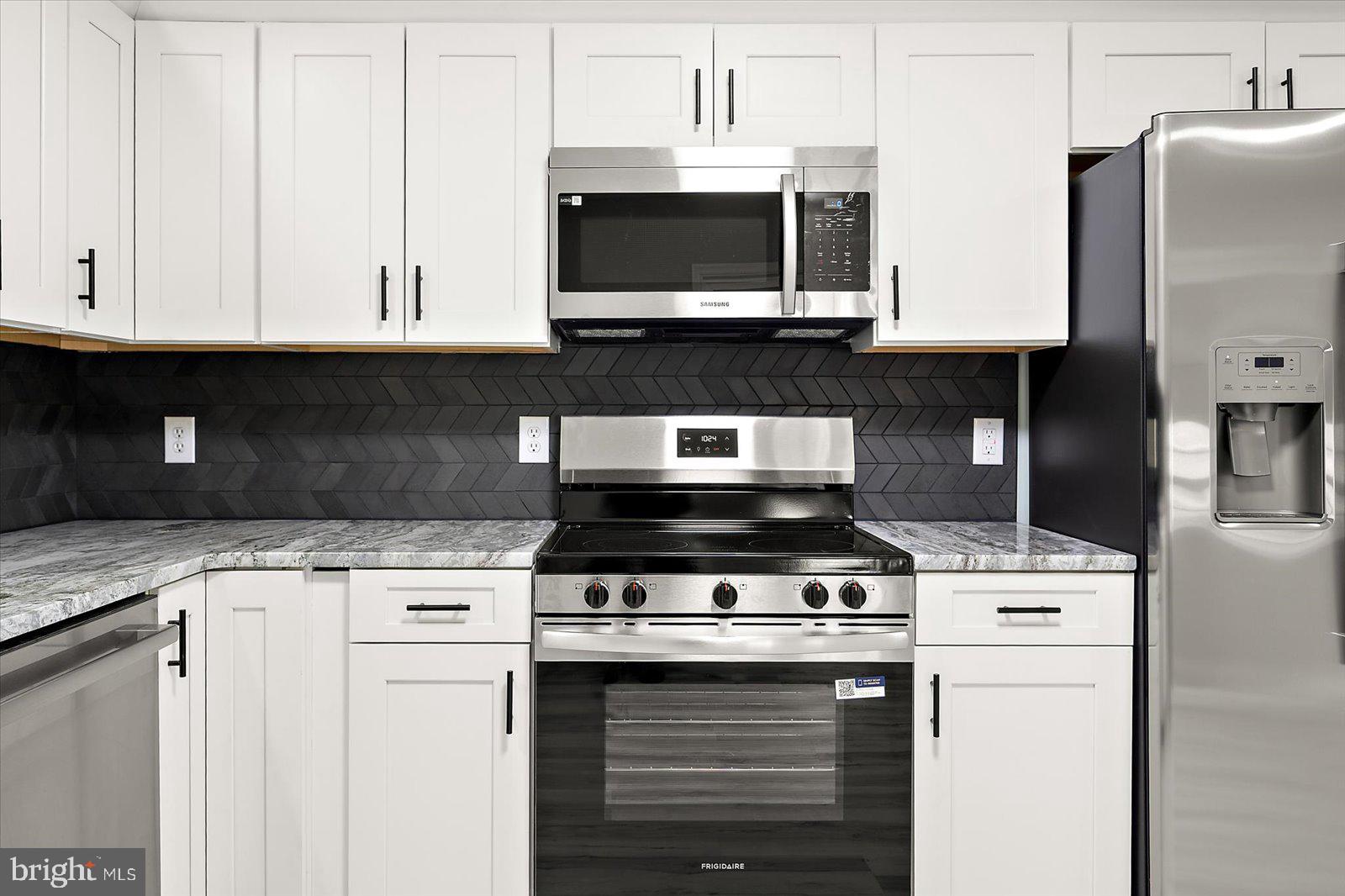 SMITHWOOD MANOR - Residential