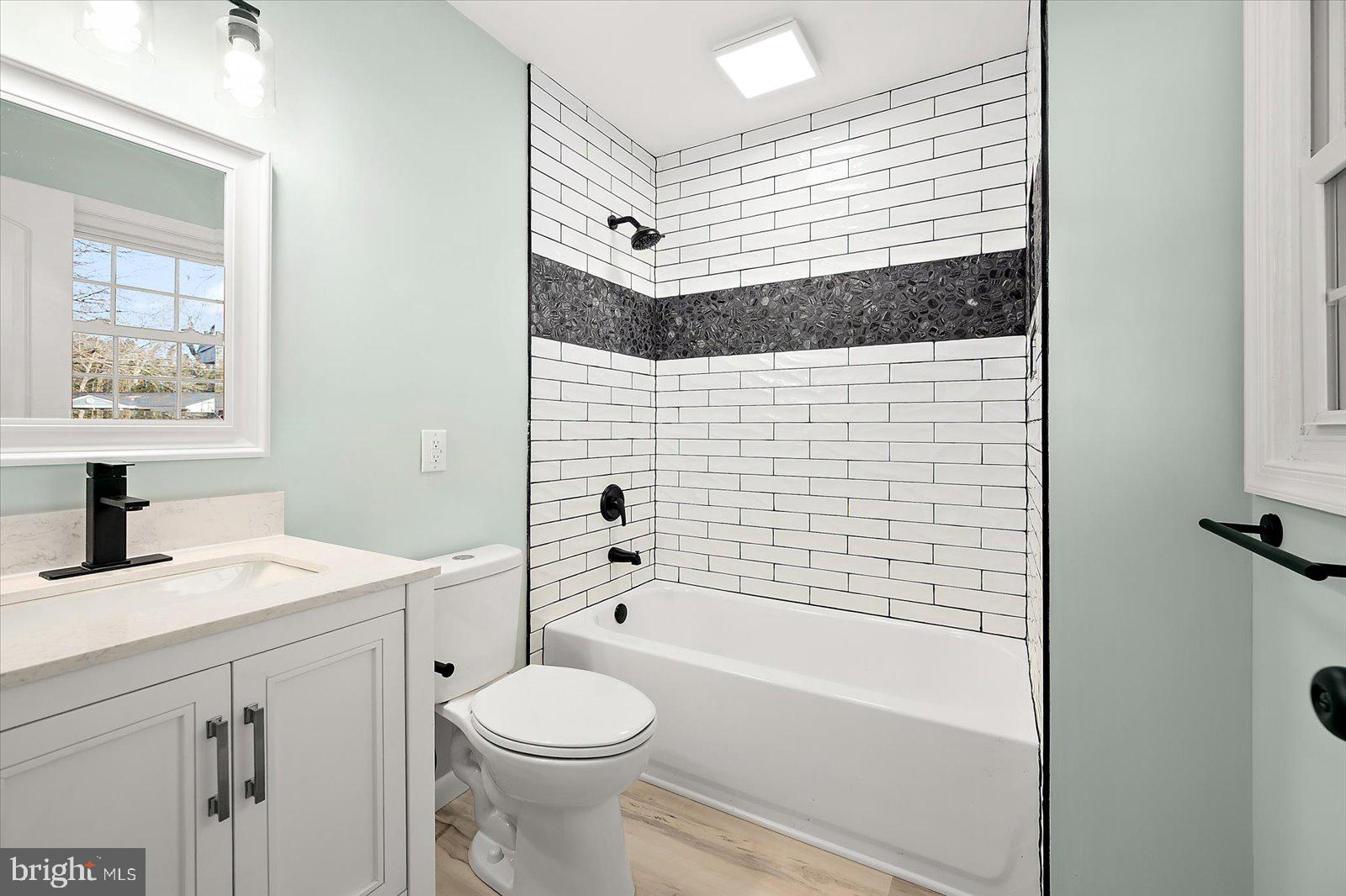 SMITHWOOD MANOR - Residential