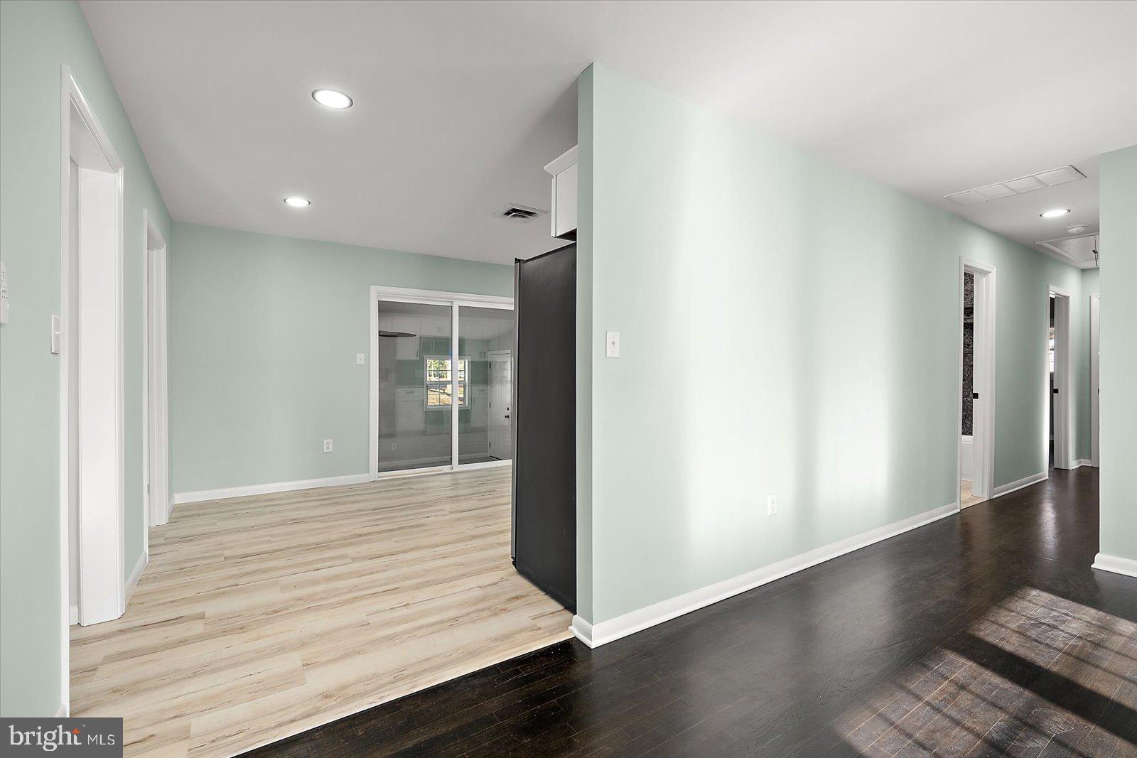 SMITHWOOD MANOR - Residential