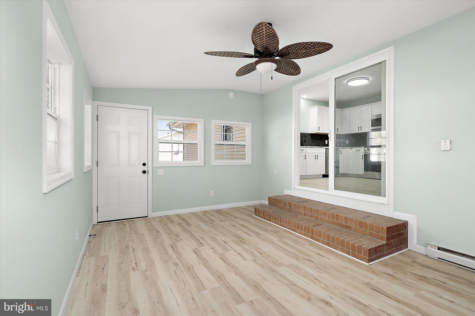 SMITHWOOD MANOR - Residential