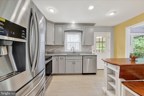 Tiny photo for 1202 Hillcreek Road, PASADENA, MD 21122 (MLS # MDAA2136702)