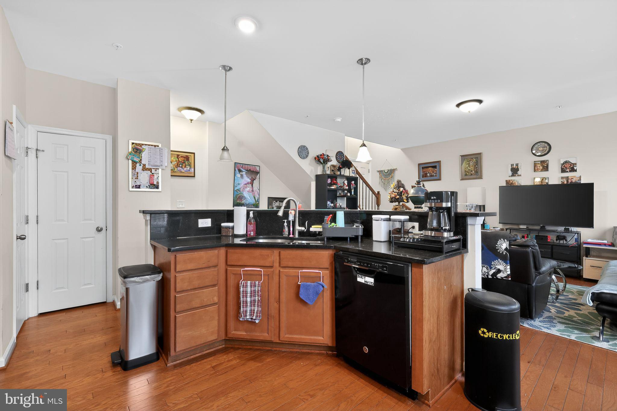 JEFFERSON PLACE - Residential