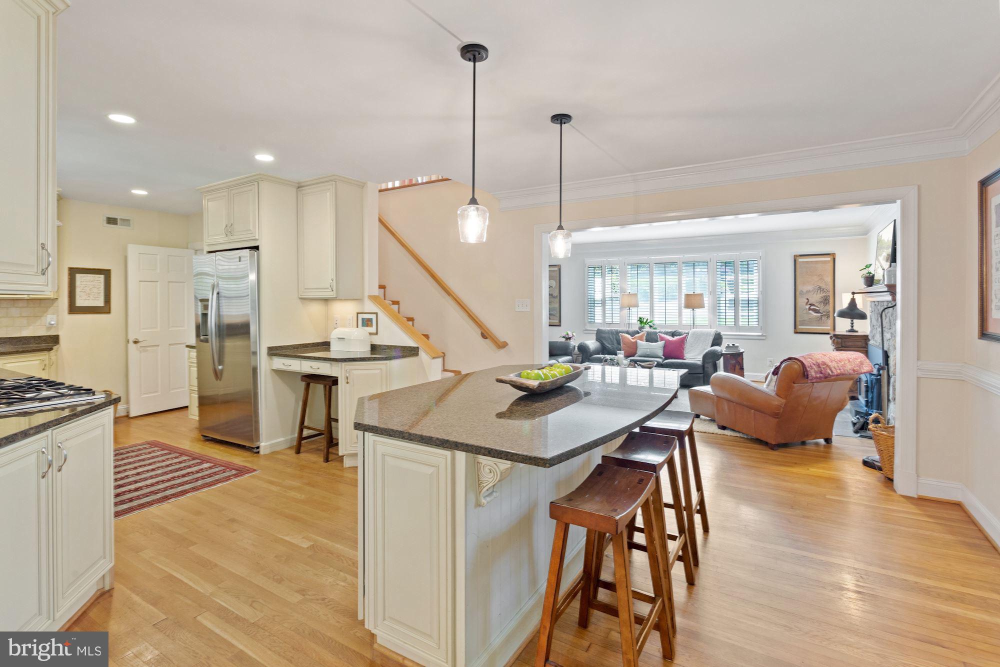 BELLEVUE FOREST - Residential