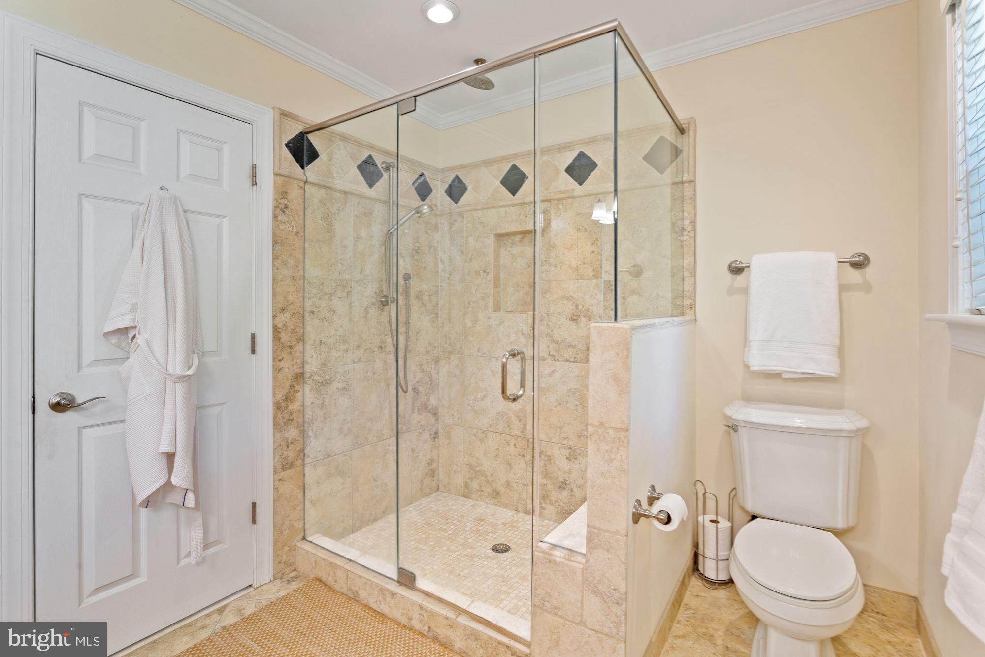 BELLEVUE FOREST - Residential