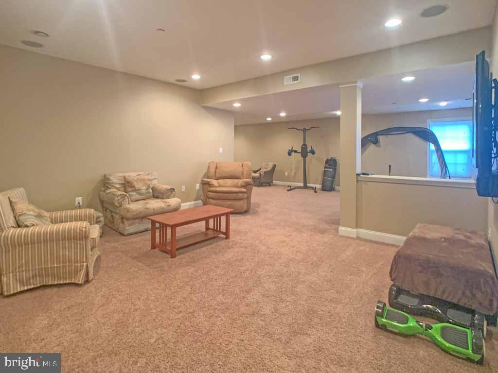 GREYSTONE MEADOW - Residential