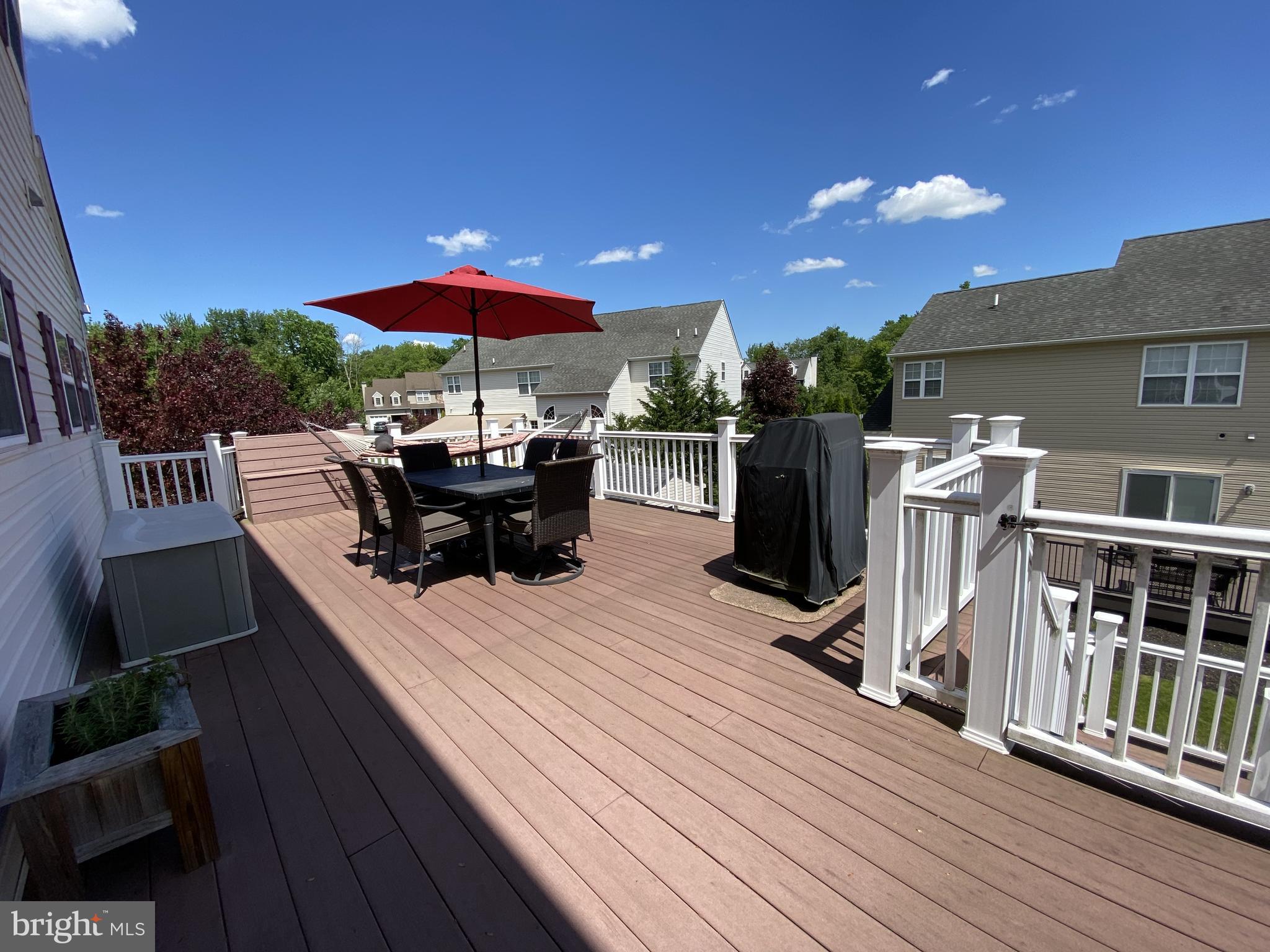 GREYSTONE MEADOW - Residential