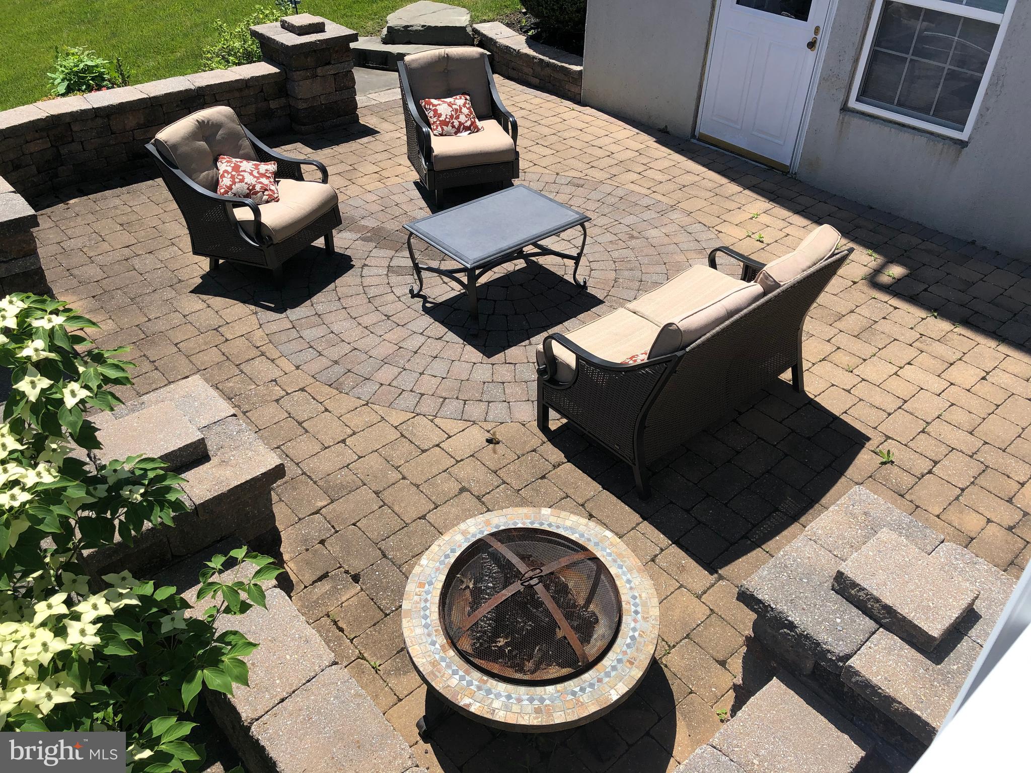 GREYSTONE MEADOW - Residential