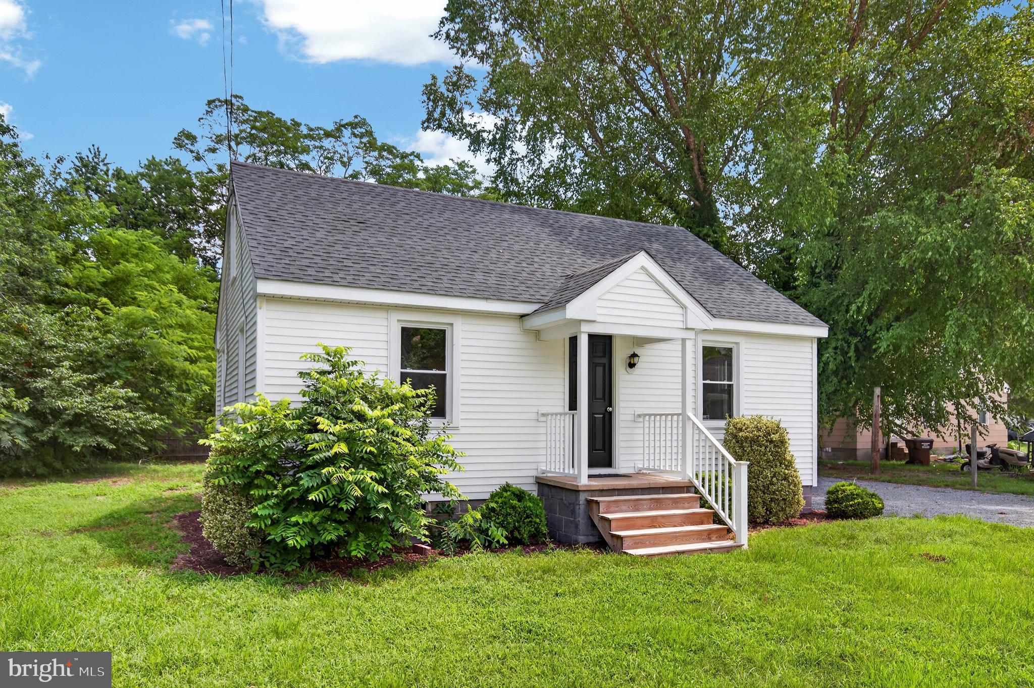 103 RUSSELL AVENUE