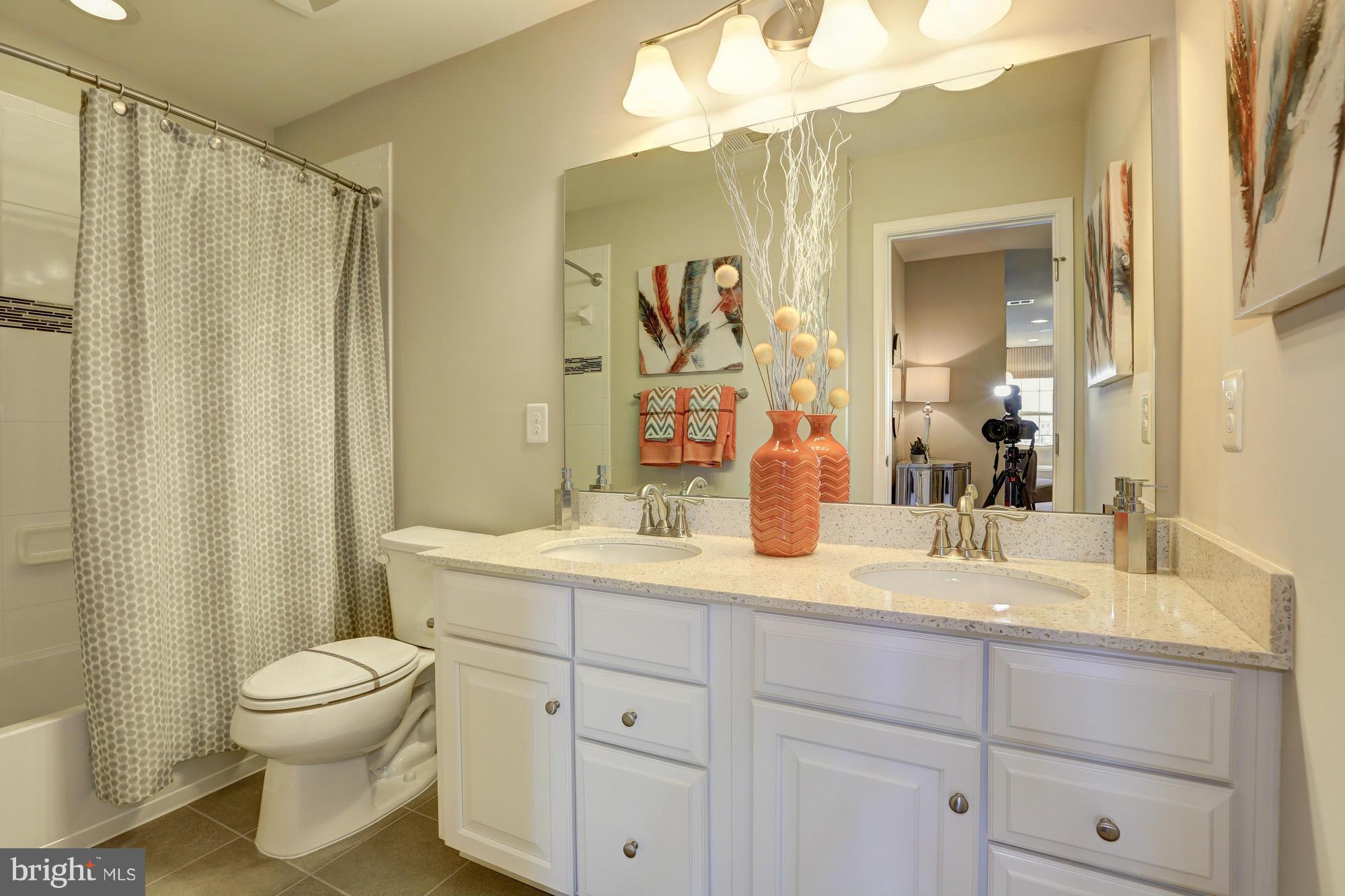 FIELDCREST - Residential