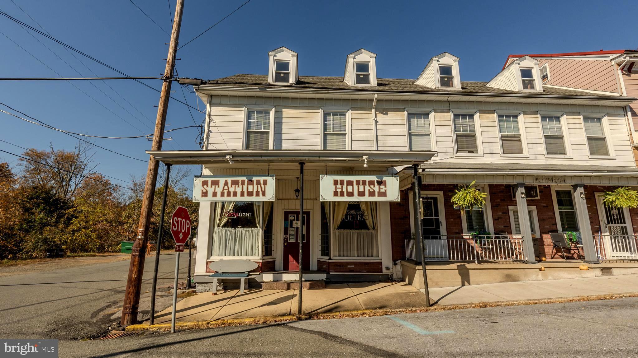 LLEWELLYN - Commercial Sale