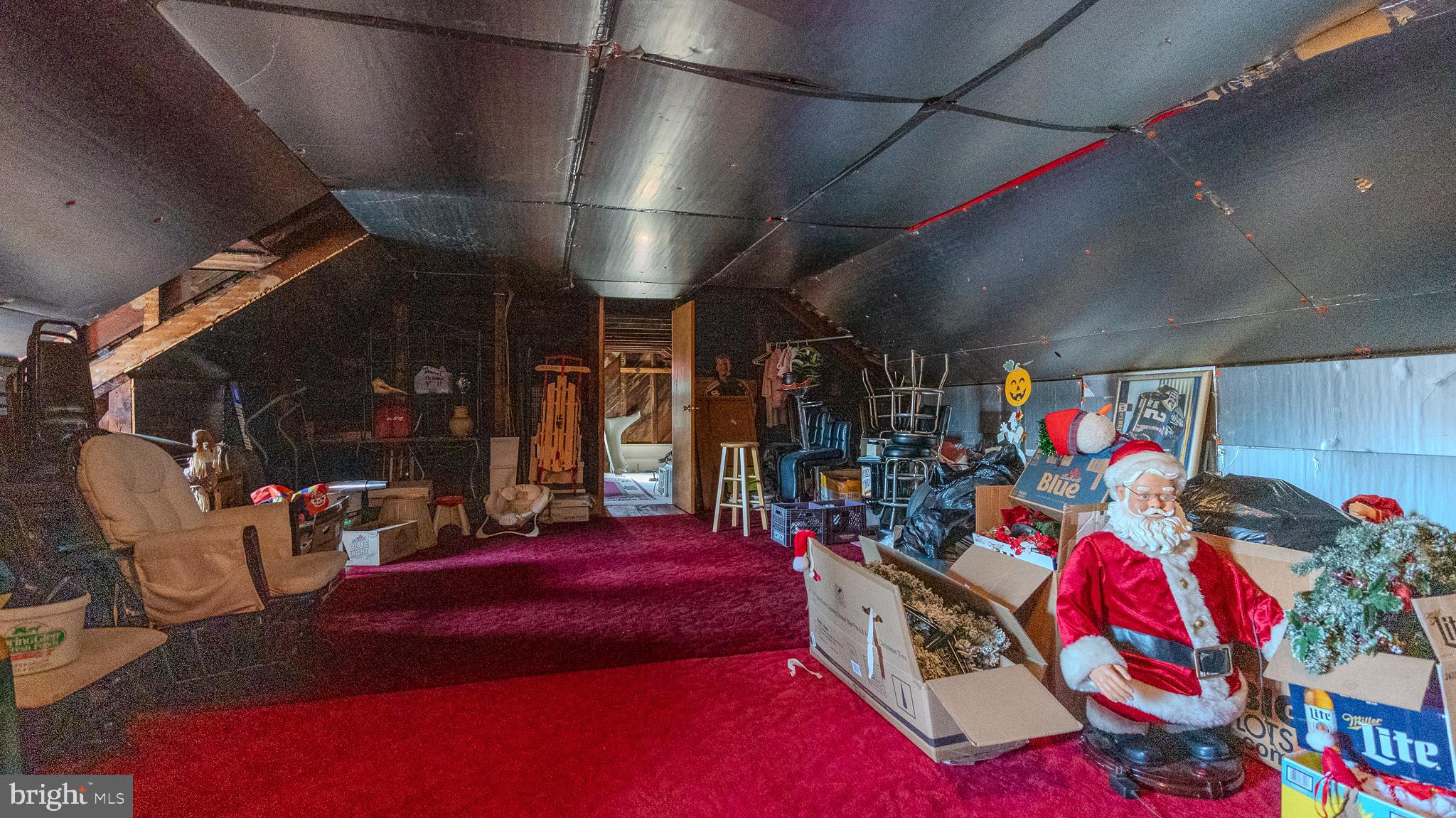 LLEWELLYN - Commercial Sale