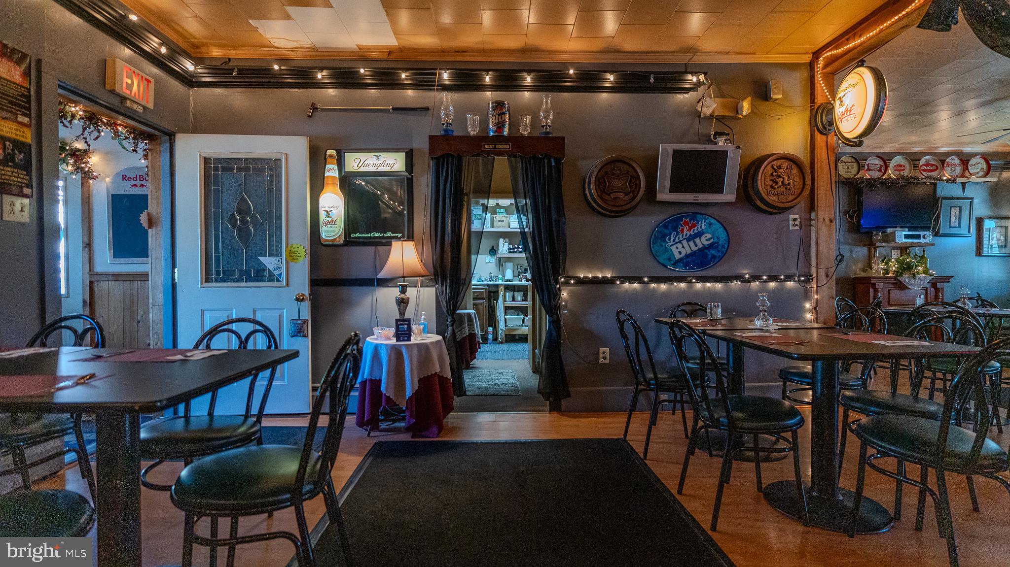 LLEWELLYN - Commercial Sale