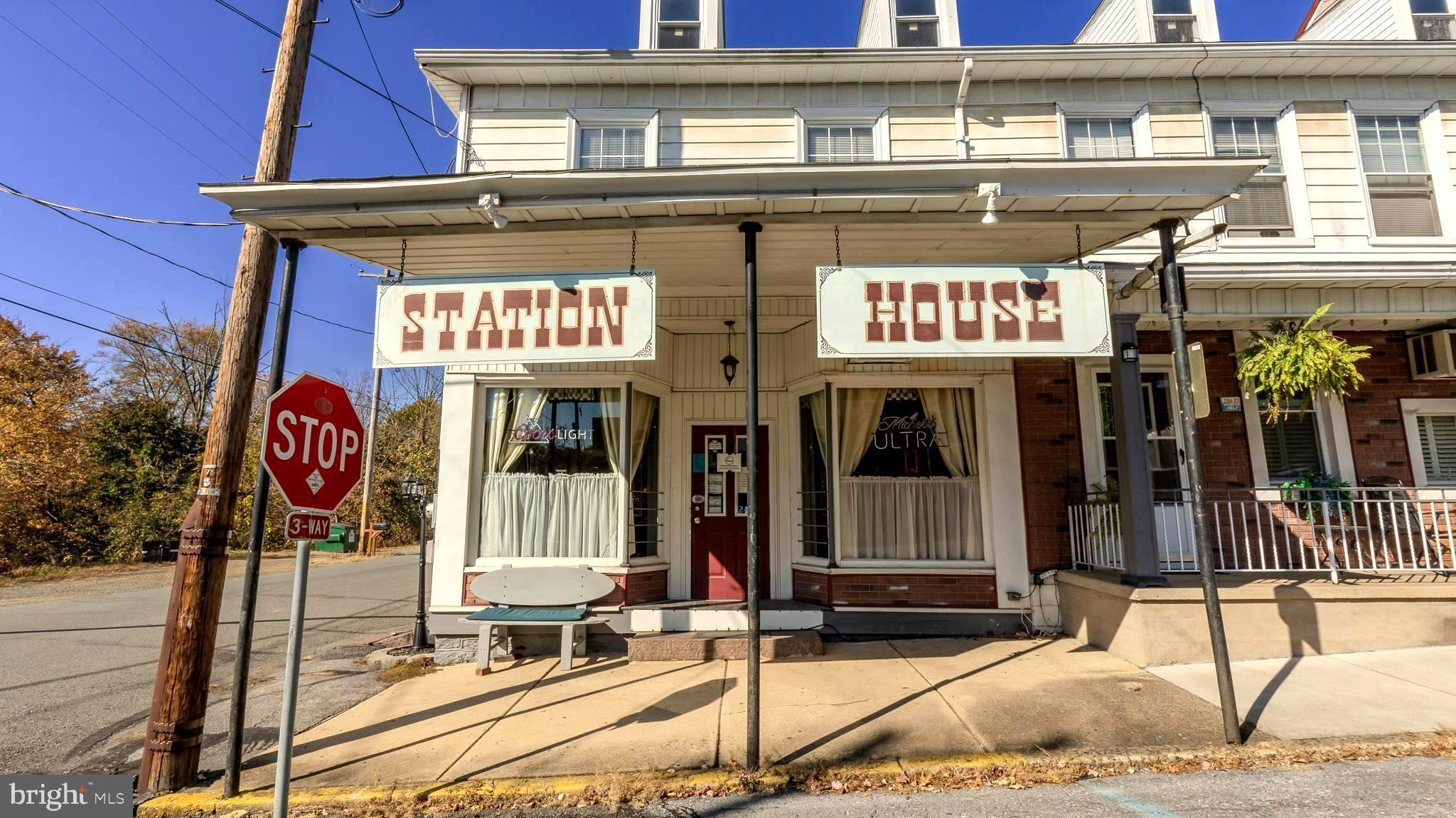 LLEWELLYN - Commercial Sale