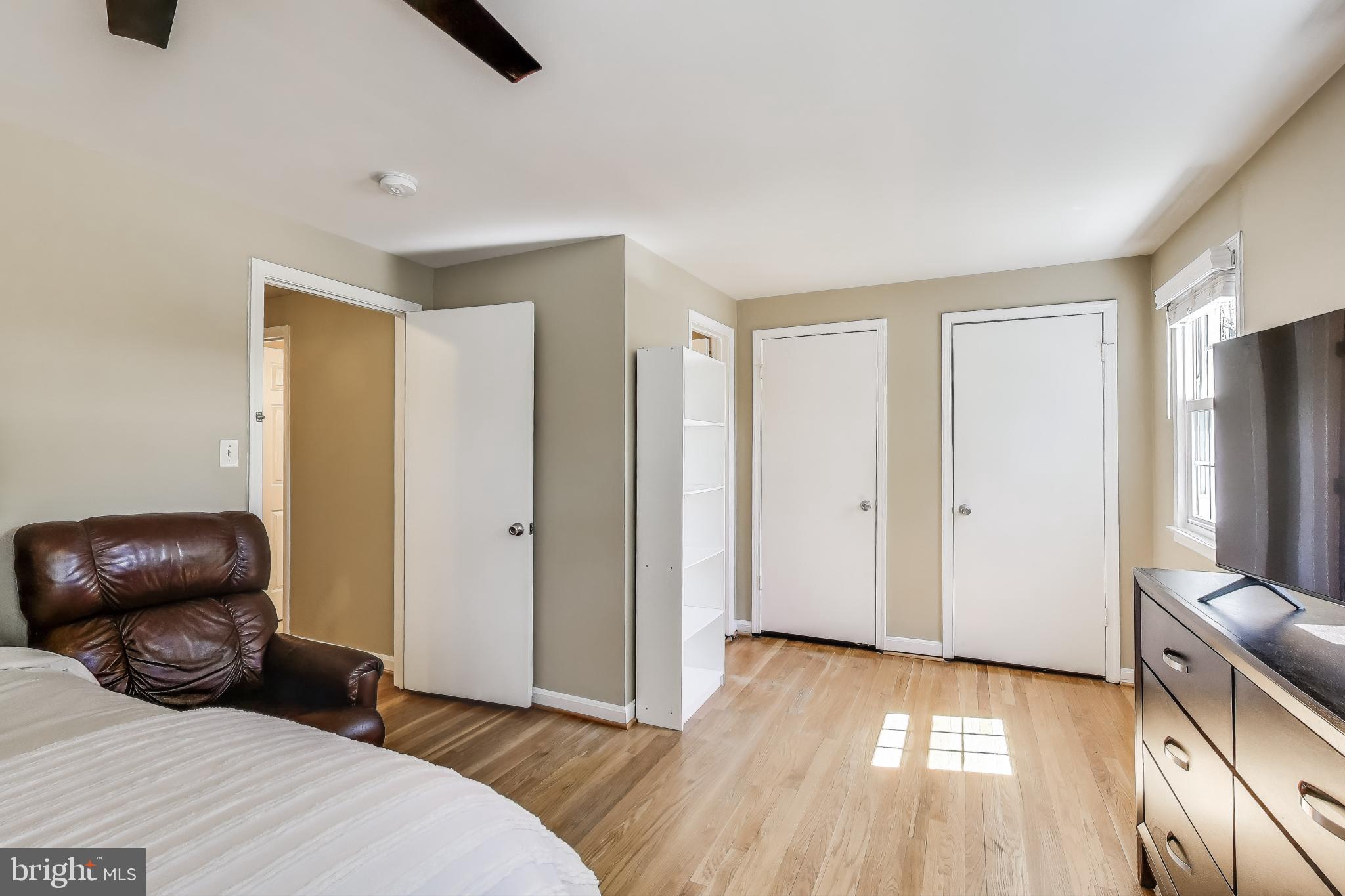 GREENWICH HILL - Residential