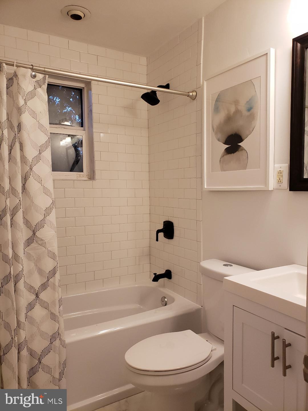 ROCK CREEK FOREST - Residential Lease