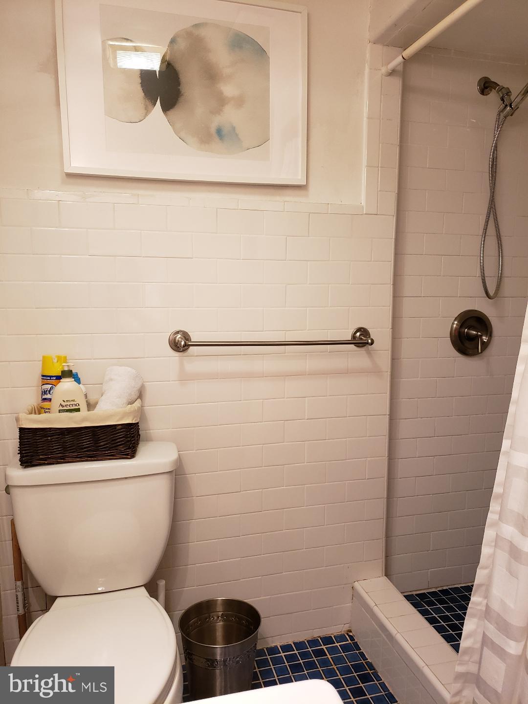 ROCK CREEK FOREST - Residential Lease