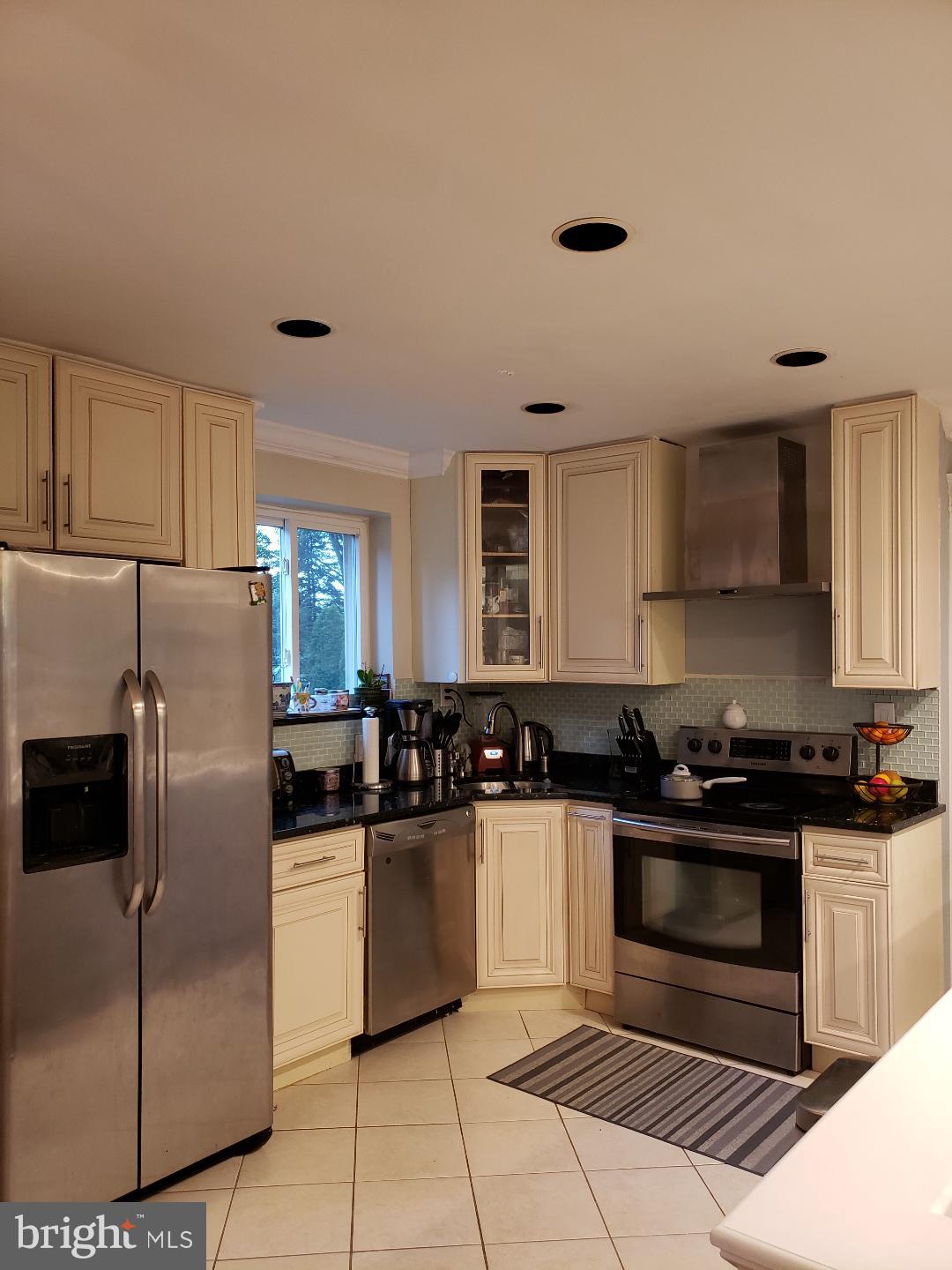 ROCK CREEK FOREST - Residential Lease