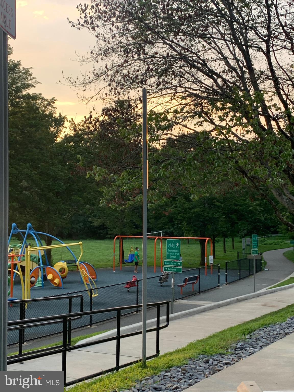 ROCK CREEK FOREST - Residential Lease