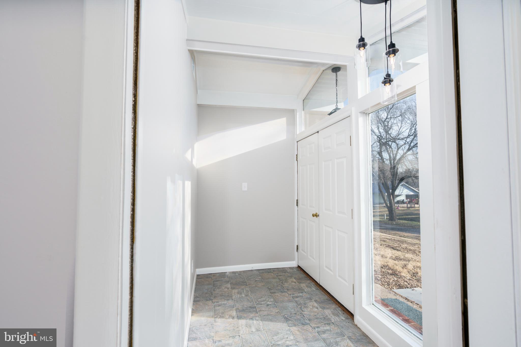 52 GOLDEN MAPLE LANE