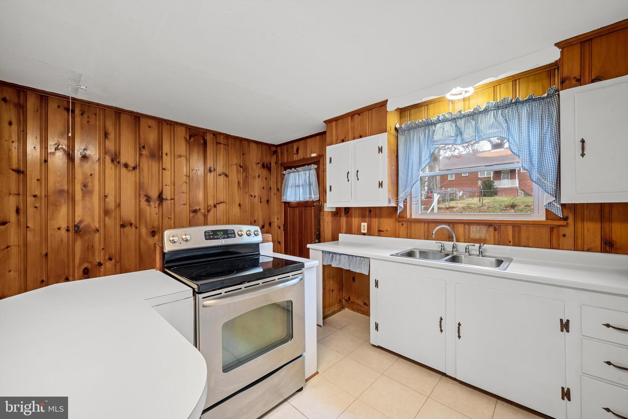 BROWNVILLE - Residential