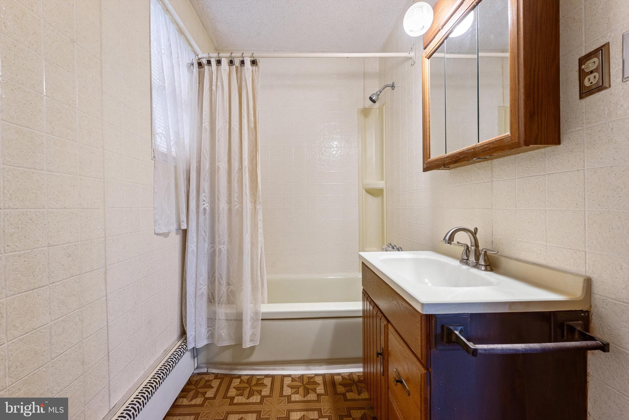 BROWNVILLE - Residential