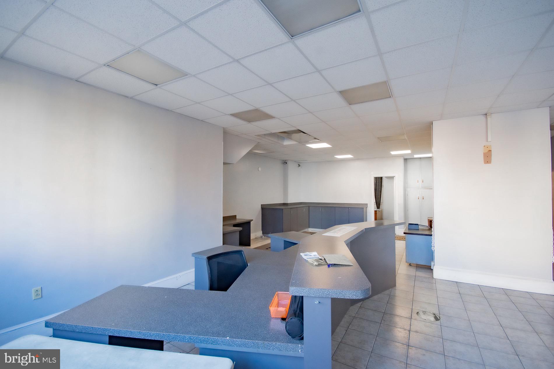 CITY OF MARTINSBURG - Commercial Lease