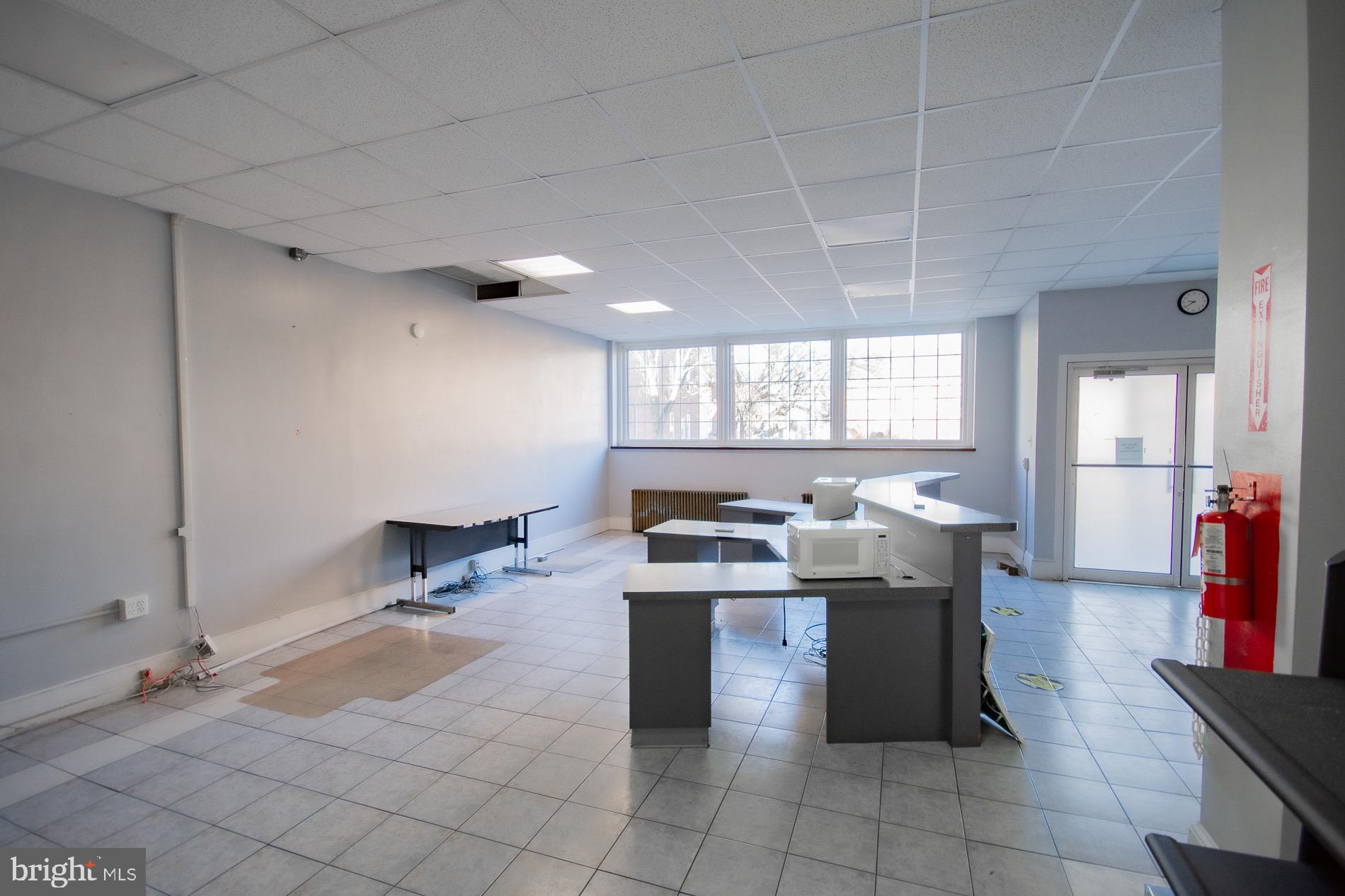 CITY OF MARTINSBURG - Commercial Lease