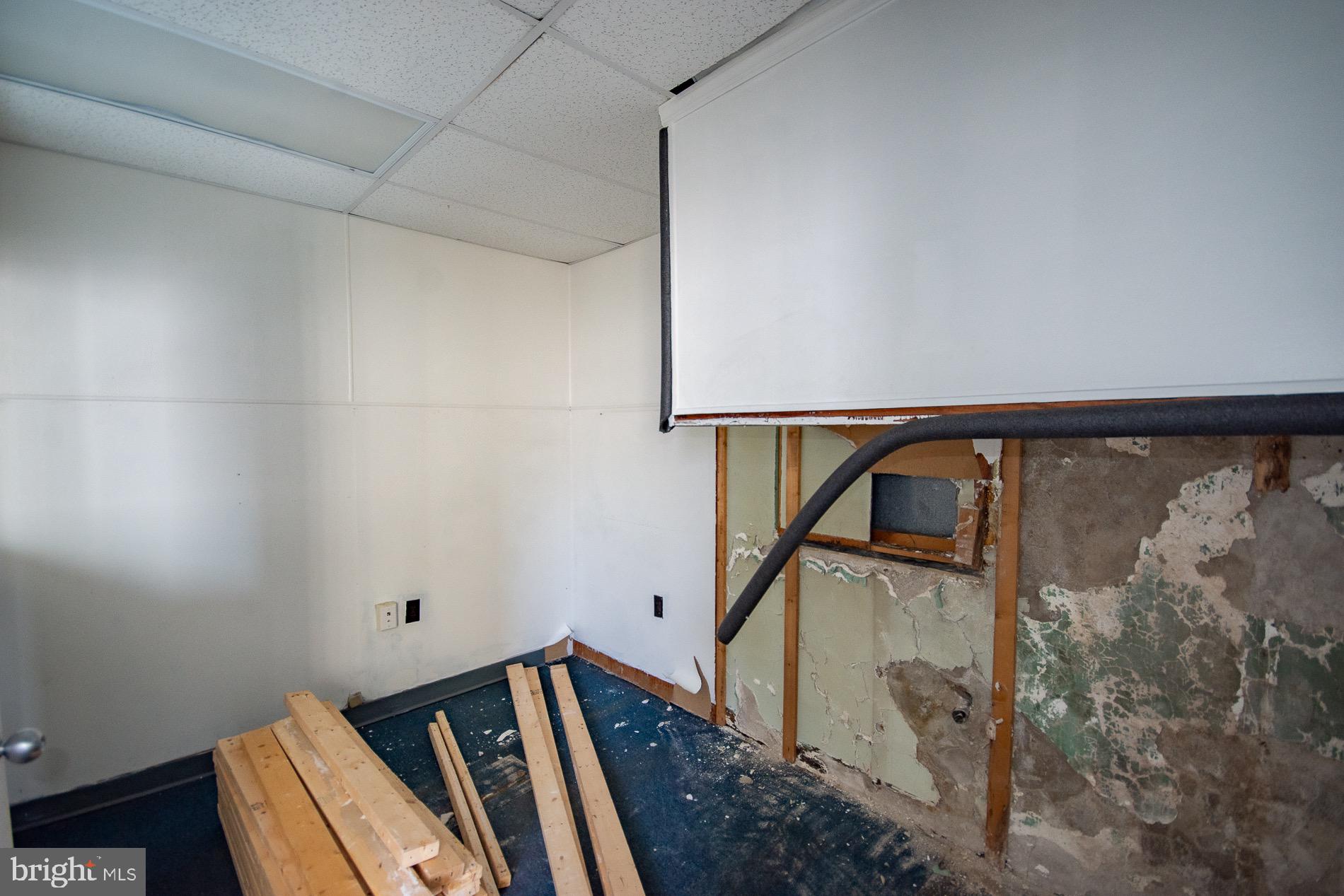 CITY OF MARTINSBURG - Commercial Lease