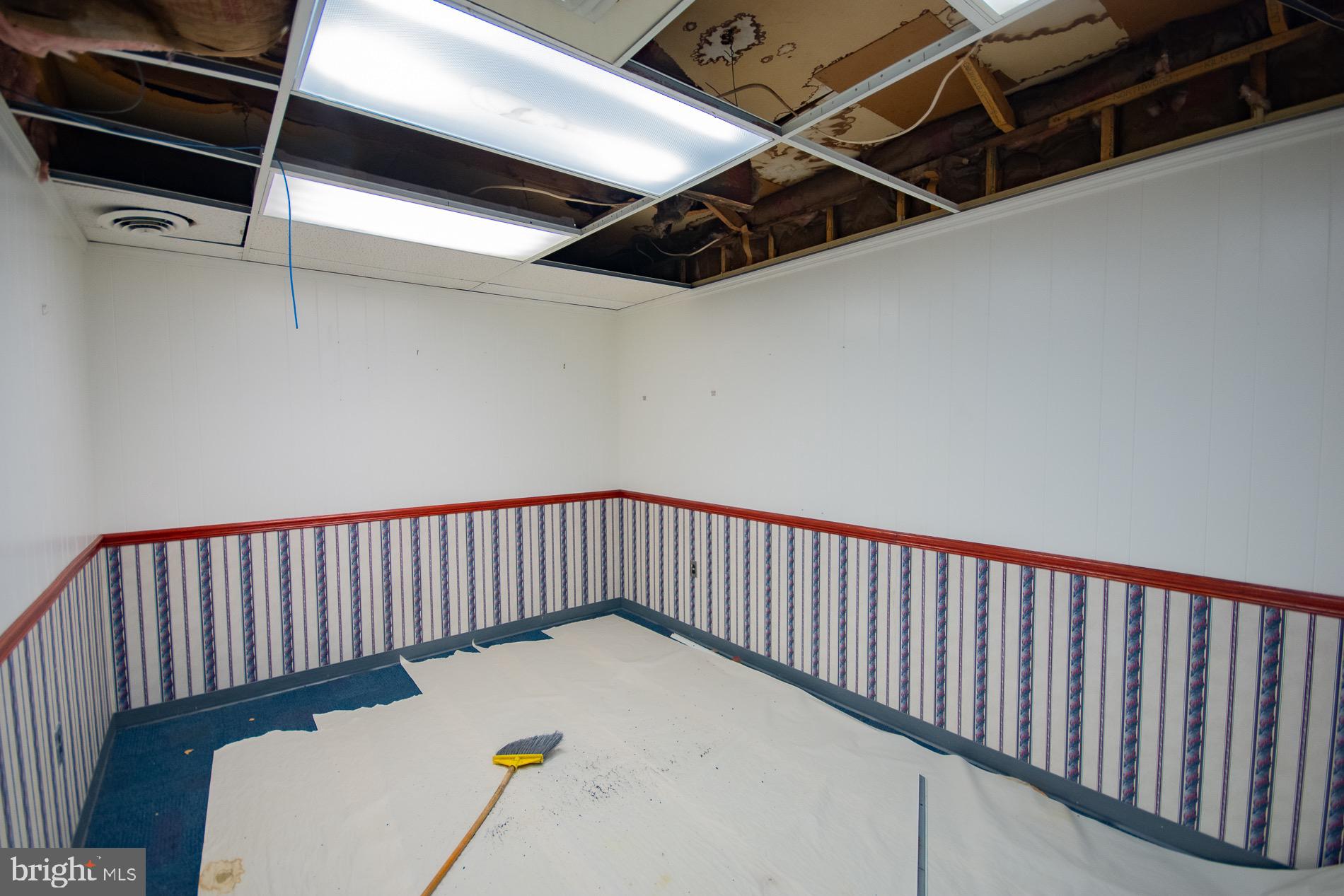 CITY OF MARTINSBURG - Commercial Lease