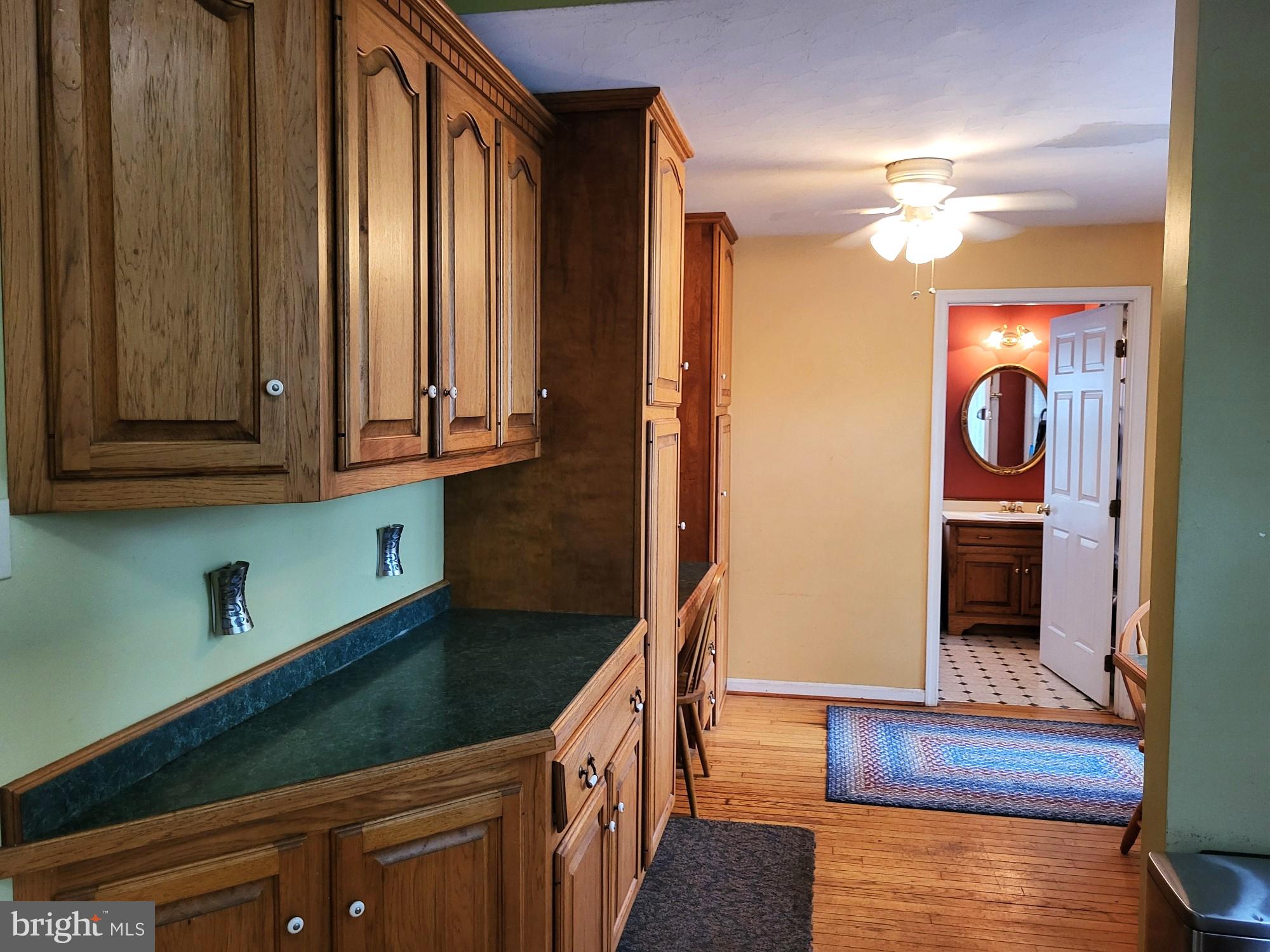 MCSHERRYSTOWN - Residential