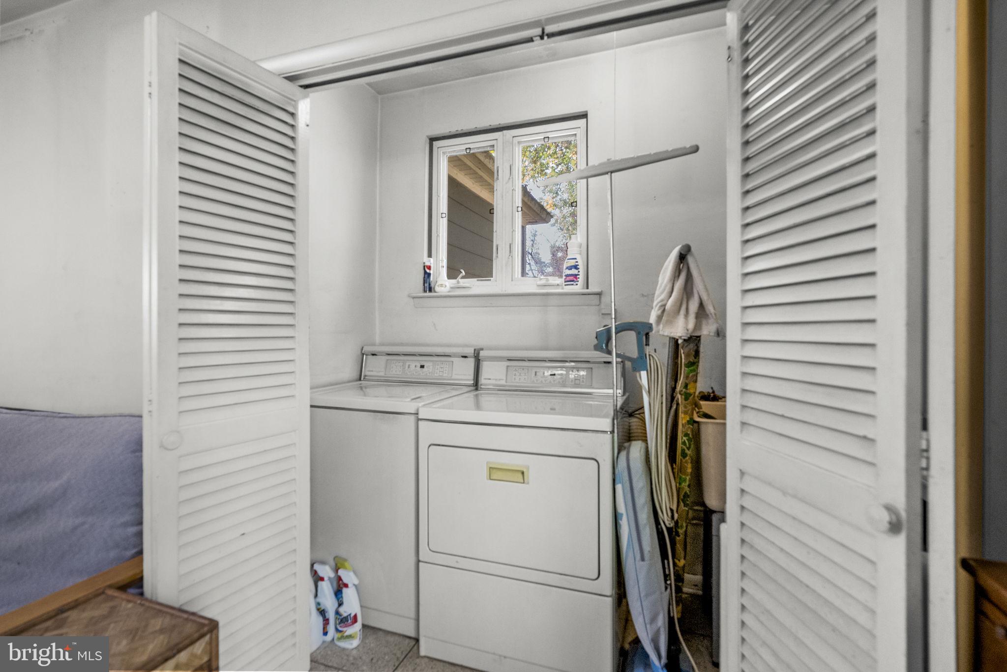 CHADDS FORD - Residential