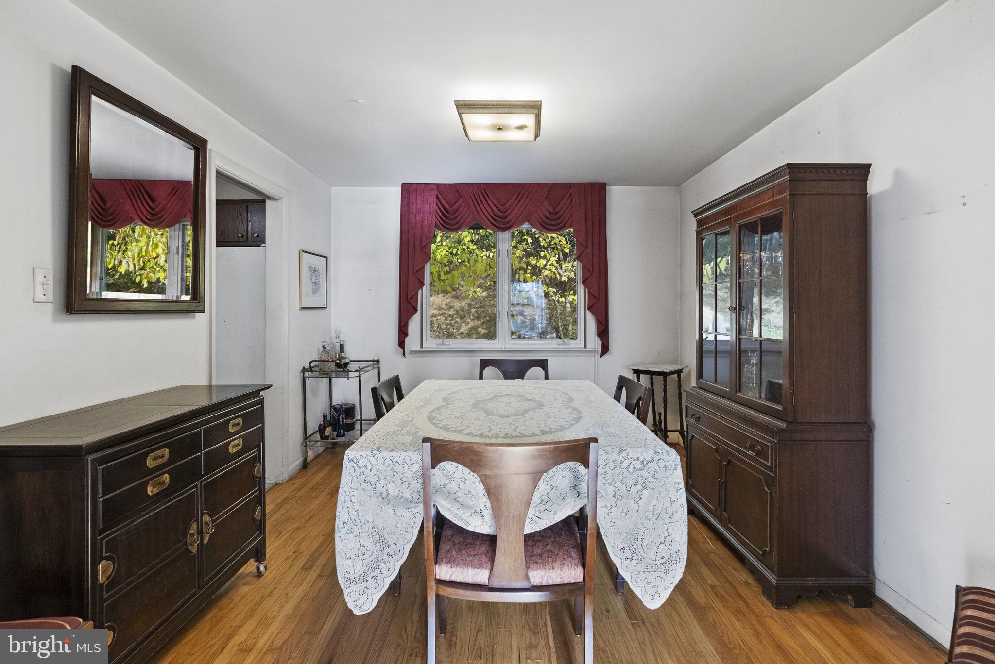 CHADDS FORD - Residential