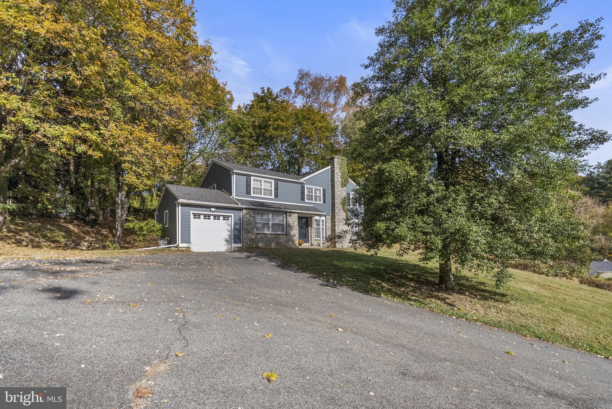 CHADDS FORD - Residential