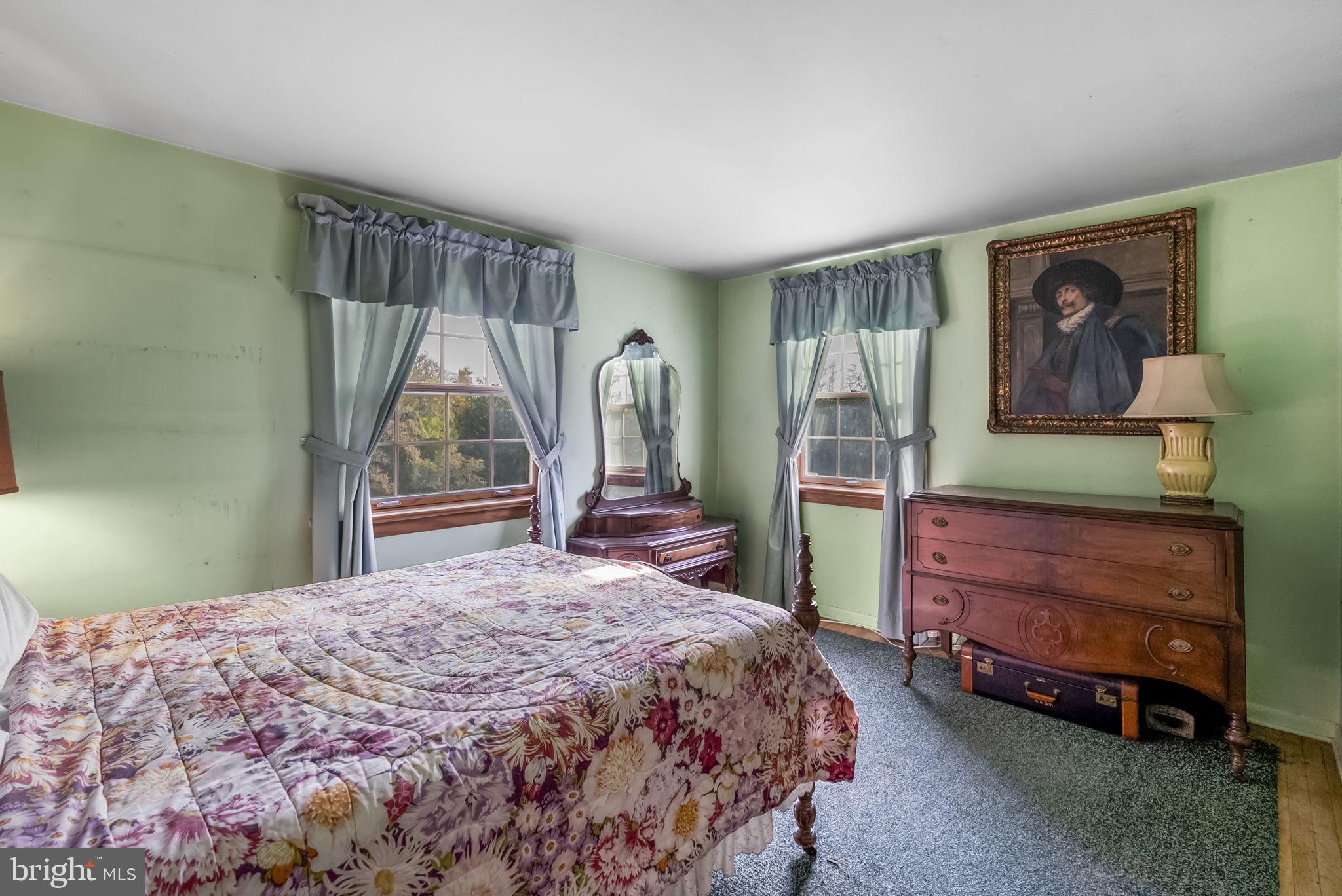 CHADDS FORD - Residential