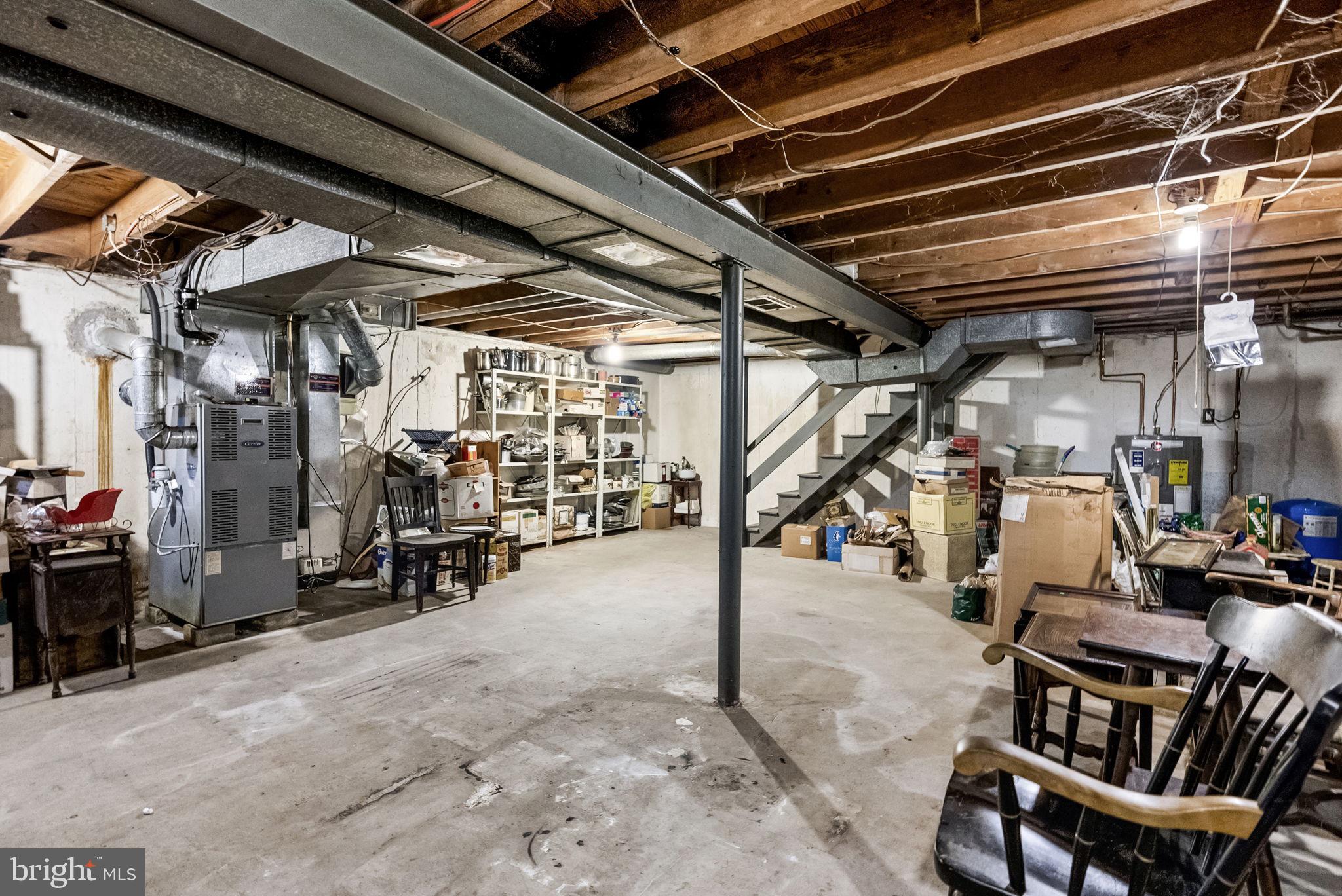 CHADDS FORD - Residential