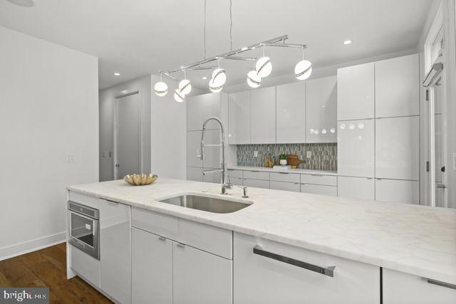 OLD CITY - Residential Lease