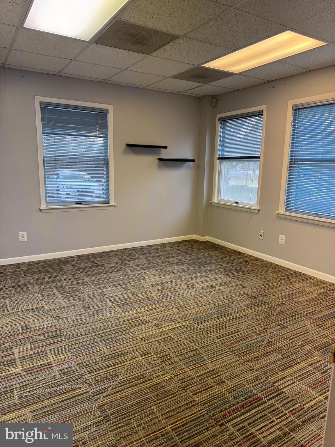 FAIRFAX TOWNE OFFICE PARK - Commercial Lease